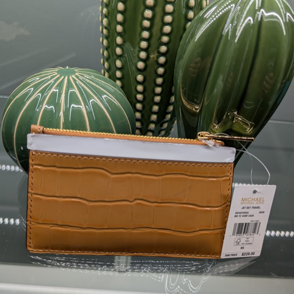 Michael Kors Tan jet Set Travel Card Case - Picture 2 of 3